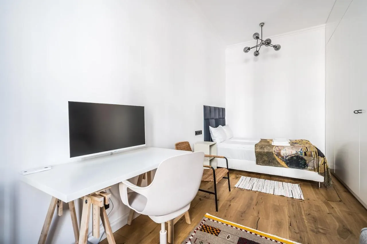 Rent Like Home - Garbary 32 Poznaň 0*,